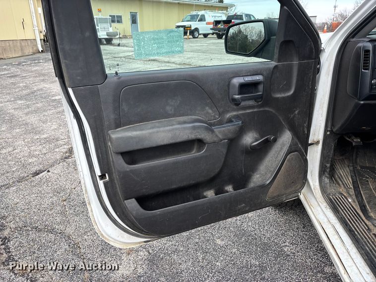 image for item DW7337 2016 Chevrolet Silverado 1500 pickup truck