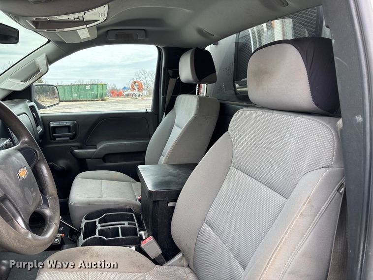 image for item DW7337 2016 Chevrolet Silverado 1500 pickup truck