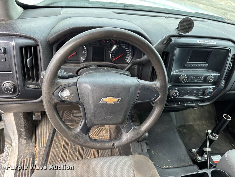 image for item DW7337 2016 Chevrolet Silverado 1500 pickup truck