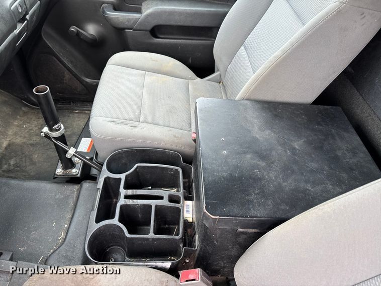 image for item DW7337 2016 Chevrolet Silverado 1500 pickup truck