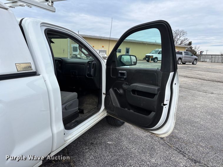 image for item DW7337 2016 Chevrolet Silverado 1500 pickup truck