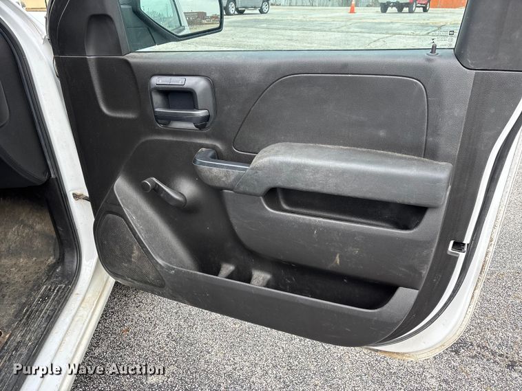 image for item DW7337 2016 Chevrolet Silverado 1500 pickup truck