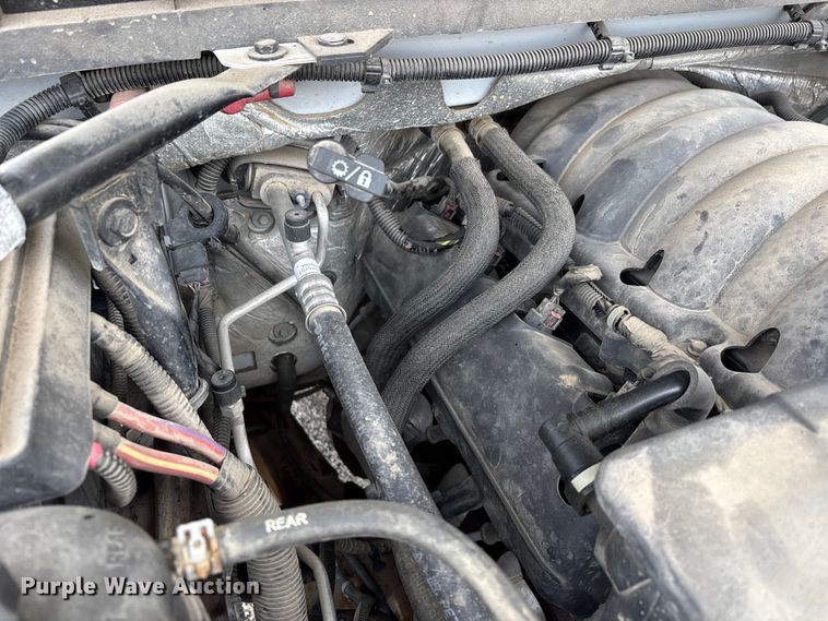 image for item DW7337 2016 Chevrolet Silverado 1500 pickup truck