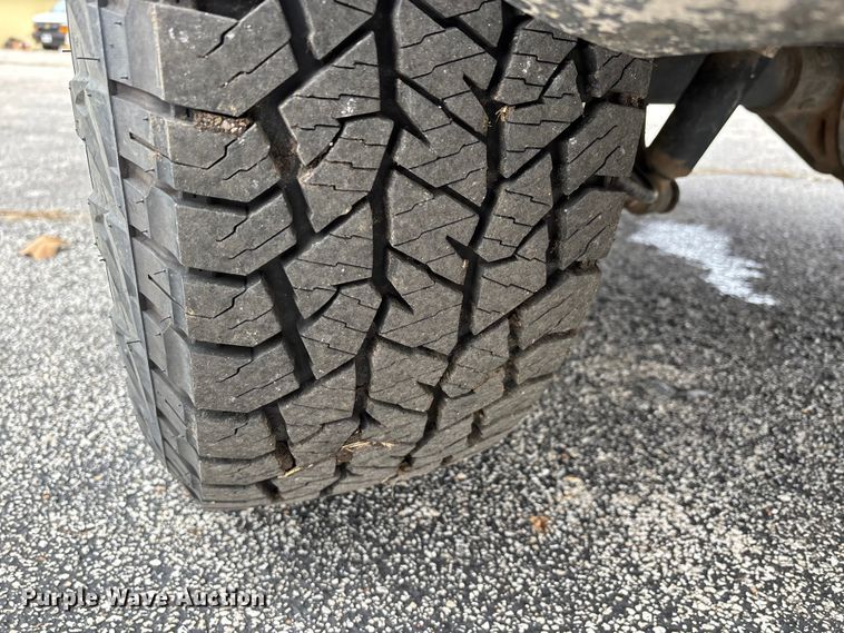 image for item DW7337 2016 Chevrolet Silverado 1500 pickup truck