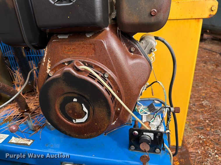 image for item DX5904 Roll off fuel and lube skid