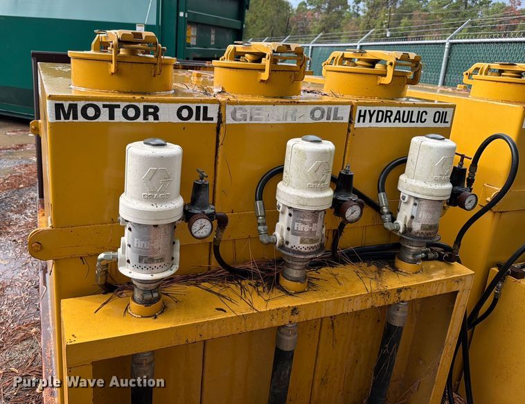 image for item DX5904 Roll off fuel and lube skid