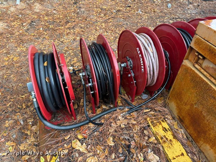 image for item DX5904 Roll off fuel and lube skid