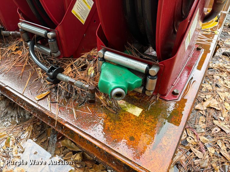 image for item DX5904 Roll off fuel and lube skid