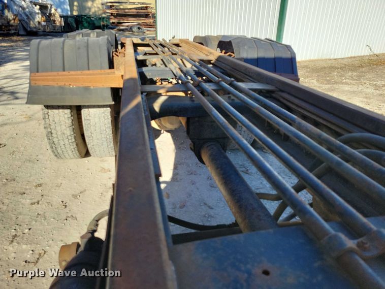 image for item DX6602 1988 Ford L8000 truck cab and chassis