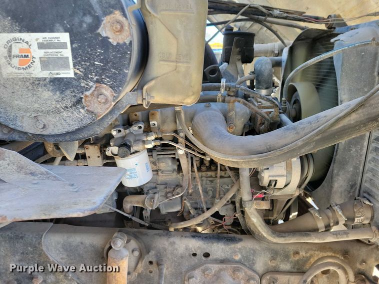 image for item DX6602 1988 Ford L8000 truck cab and chassis