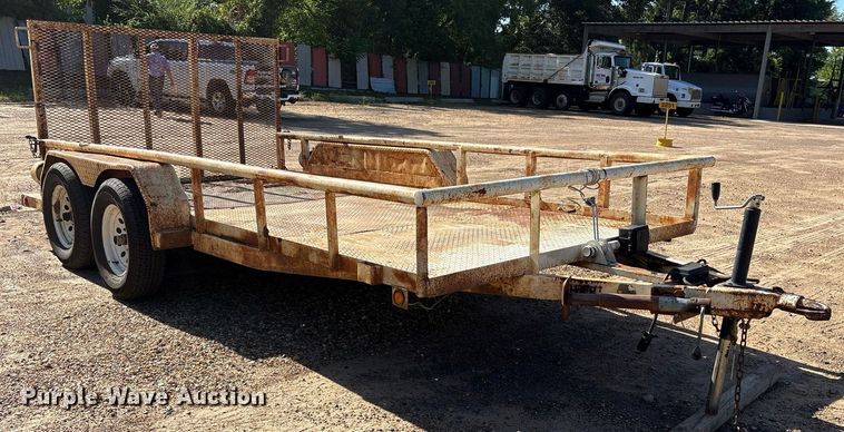 image for item DY0898 1999 Road Clipper utility trailer