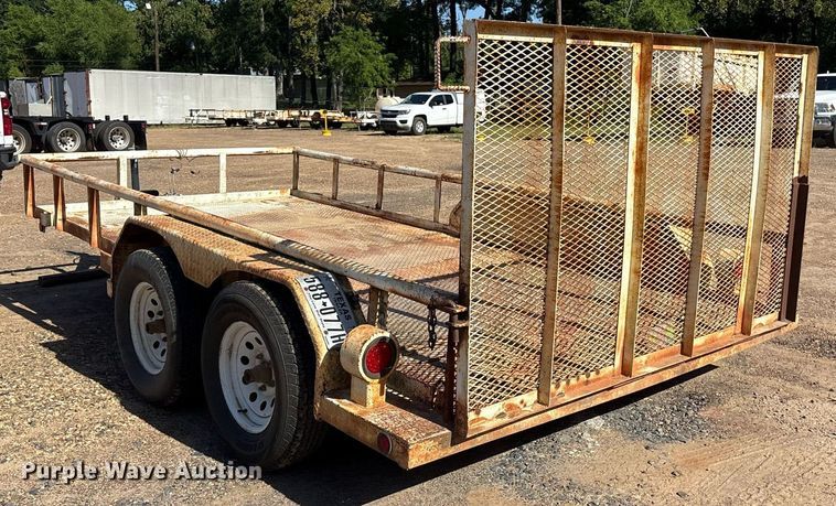 image for item DY0898 1999 Road Clipper utility trailer