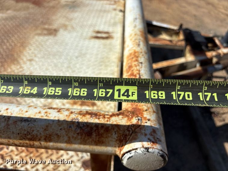 image for item DY0898 1999 Road Clipper utility trailer