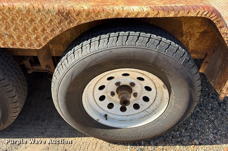 image for item DY0898 1999 Road Clipper utility trailer