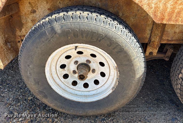 image for item DY0898 1999 Road Clipper utility trailer