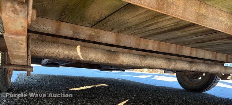 image for item DY8435 2007 Park utility trailer