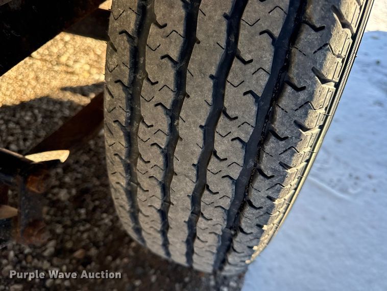 image for item DY8435 2007 Park utility trailer