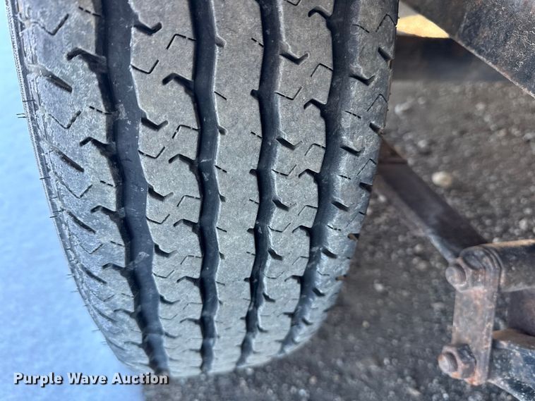 image for item DY8435 2007 Park utility trailer