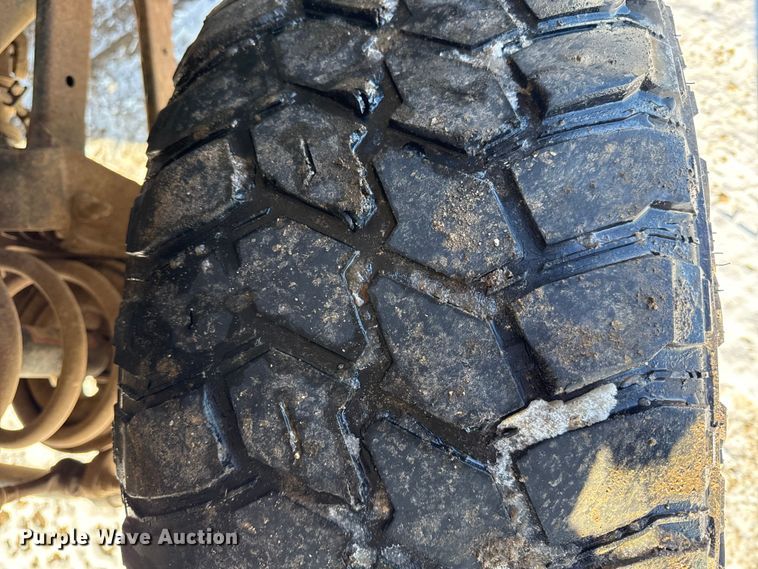 image for item DY8438 2006 Dodge Ram 2500 Mega Cab pickup truck