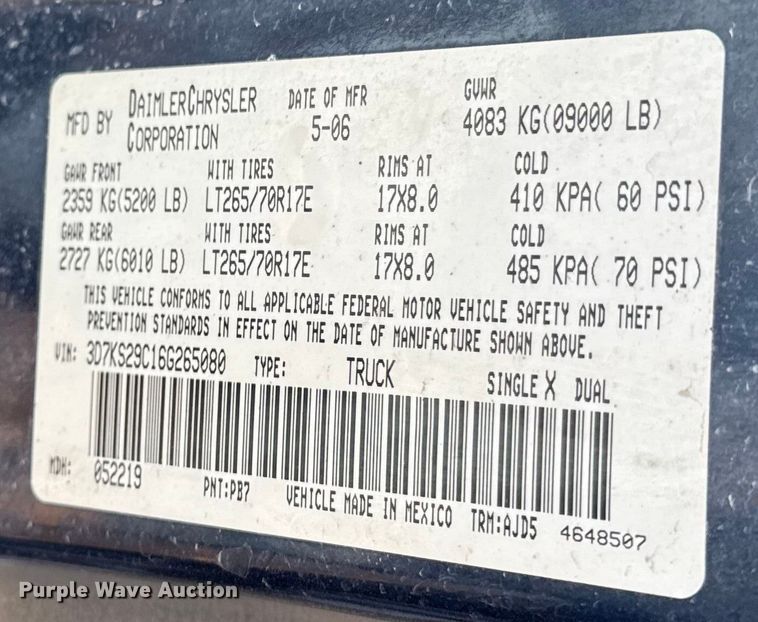 image for item DY8438 2006 Dodge Ram 2500 Mega Cab pickup truck