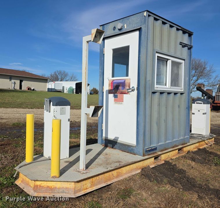 image for item DZ3583 HySecurity StrongArmPark DC 14 guard shack