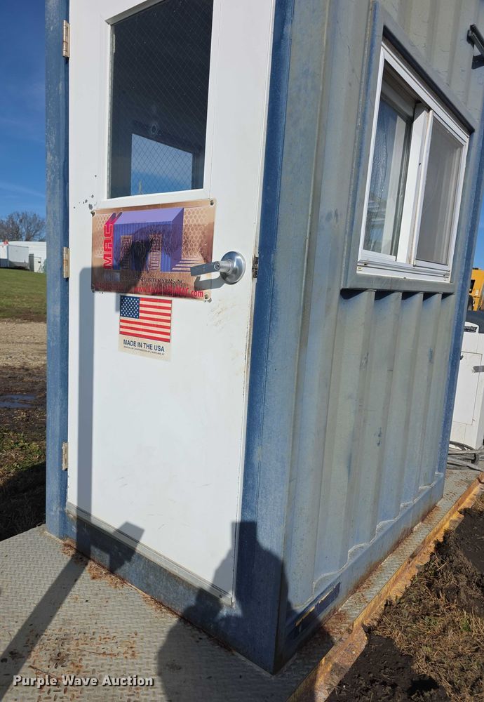 image for item DZ3583 HySecurity StrongArmPark DC 14 guard shack