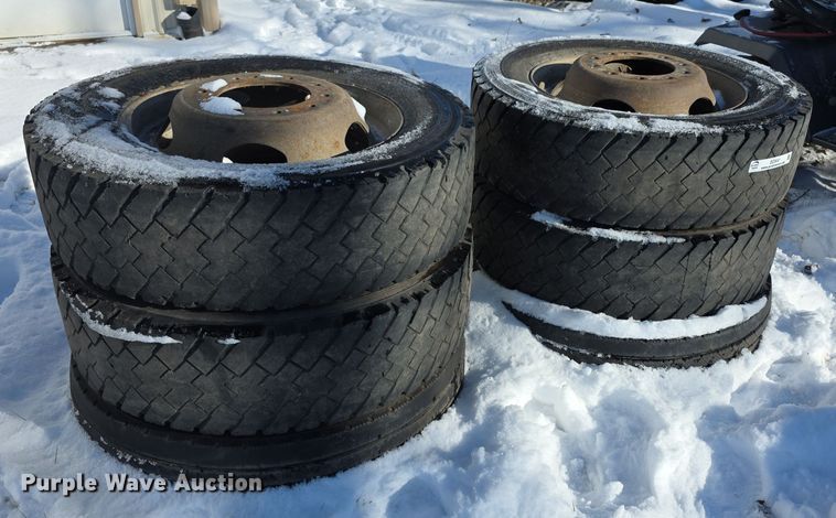 image for item DZ3641 (6) tires and wheels