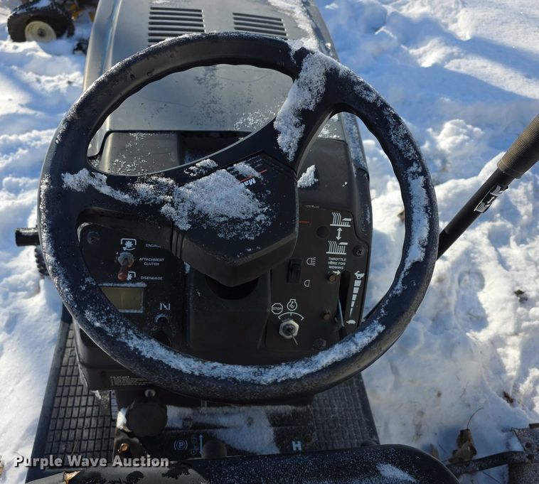 image for item DZ3642 (3) lawn mowers