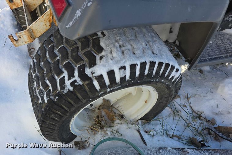 image for item DZ3642 (3) lawn mowers