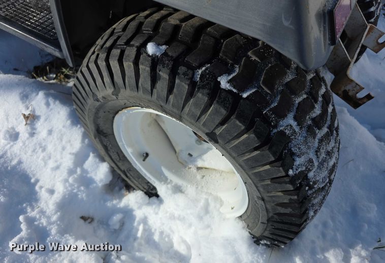 image for item DZ3642 (3) lawn mowers