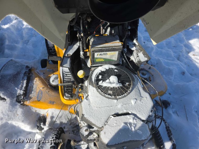 image for item DZ3642 (3) lawn mowers