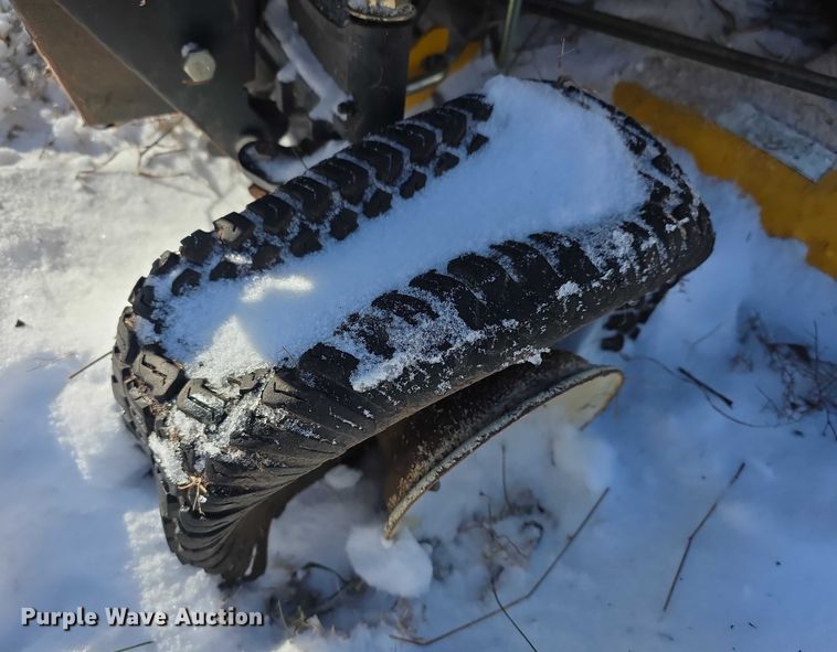 image for item DZ3642 (3) lawn mowers