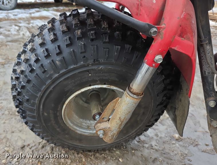 image for item DZ3654 1984 Honda ATC Big Red ATV