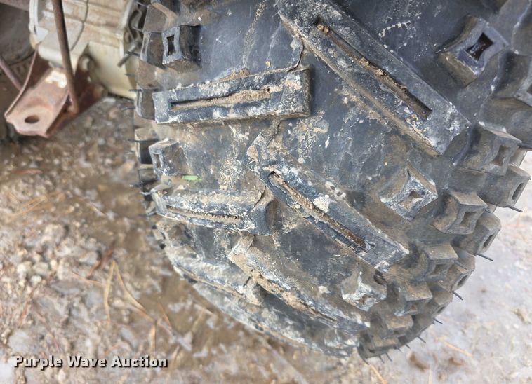 image for item DZ3654 1984 Honda ATC Big Red ATV