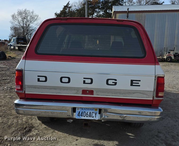 image for item DZ3659 1993 Dodge Ram Charger SUV