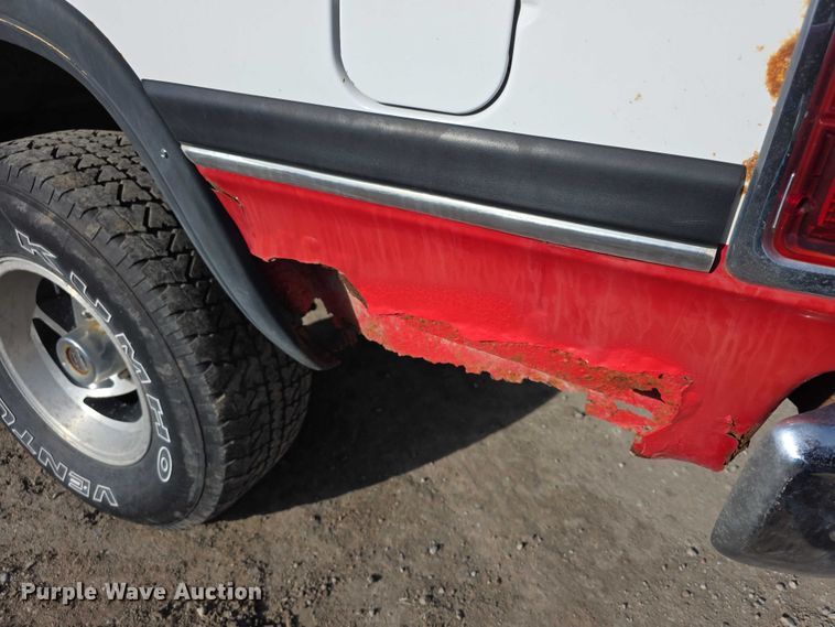 image for item DZ3659 1993 Dodge Ram Charger SUV