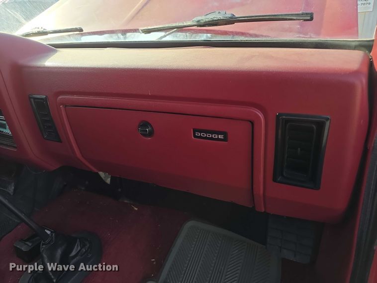 image for item DZ3659 1993 Dodge Ram Charger SUV