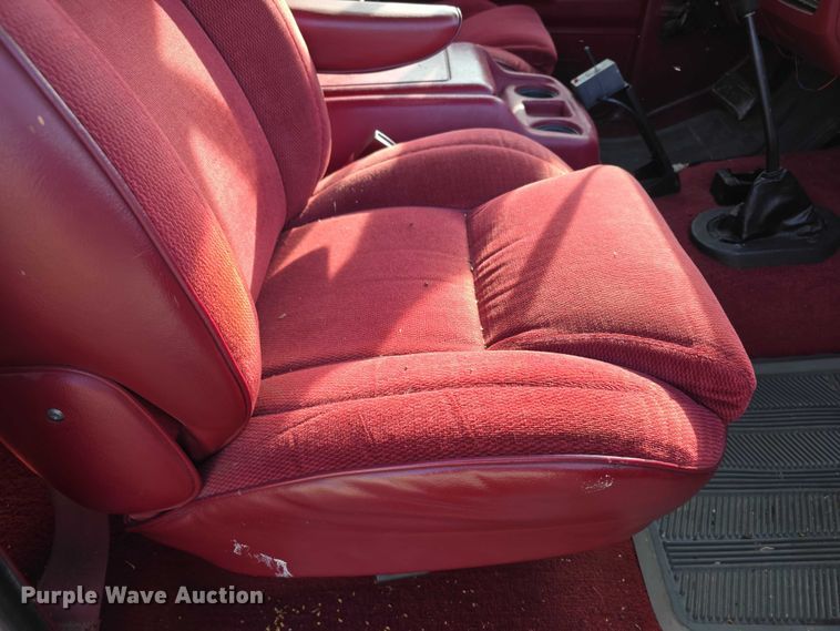 image for item DZ3659 1993 Dodge Ram Charger SUV