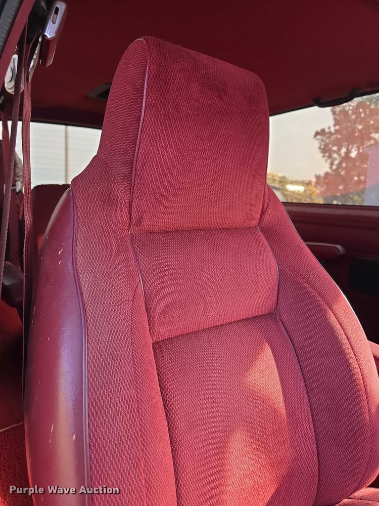 image for item DZ3659 1993 Dodge Ram Charger SUV