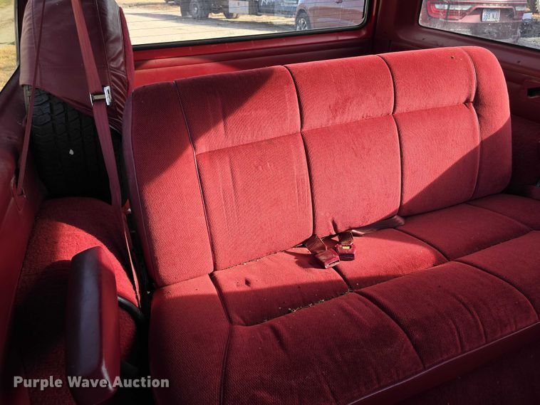 image for item DZ3659 1993 Dodge Ram Charger SUV