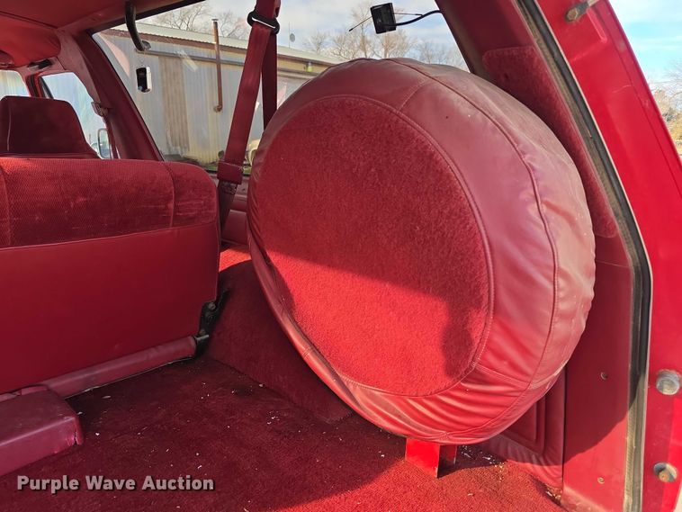 image for item DZ3659 1993 Dodge Ram Charger SUV