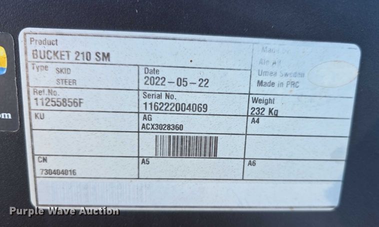 image for item DZ3664 2022 New Holland 210SM skid steer bucket