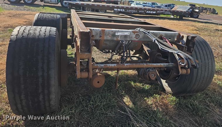 image for item DZ3665 1999 Hutch rear axle assembly