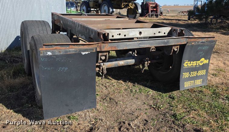 image for item DZ3665 1999 Hutch rear axle assembly