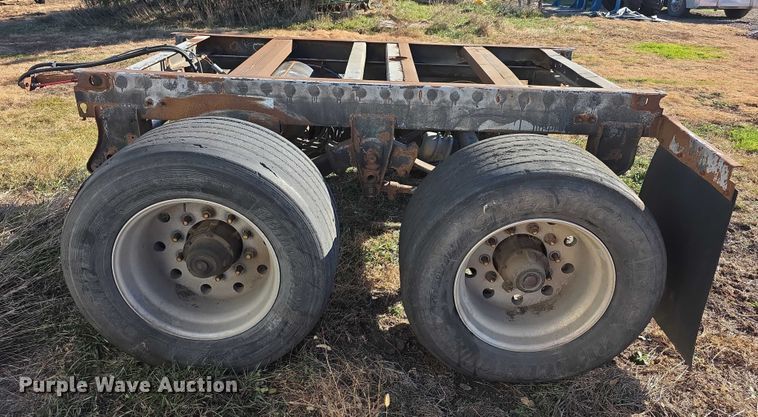 image for item DZ3665 1999 Hutch rear axle assembly