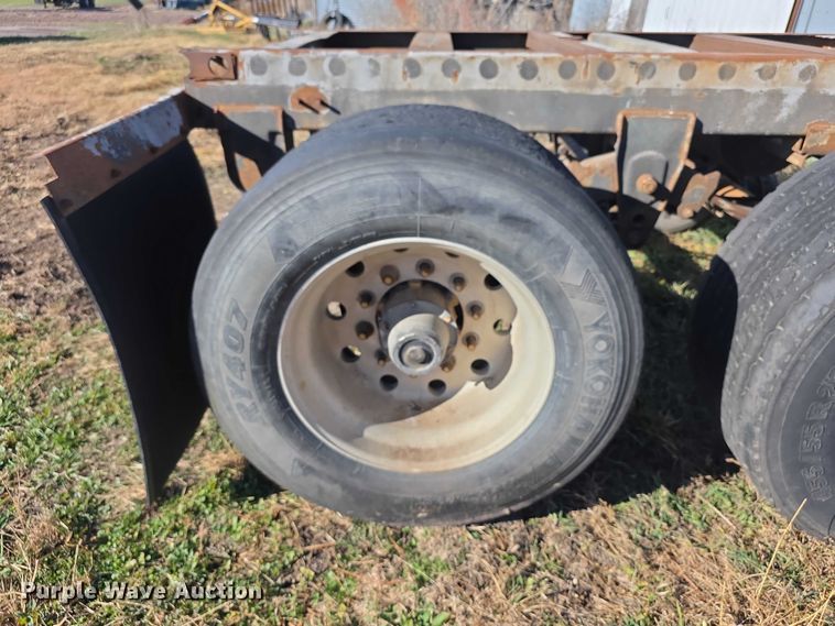 image for item DZ3665 1999 Hutch rear axle assembly