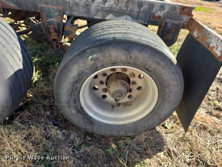 image for item DZ3665 1999 Hutch rear axle assembly