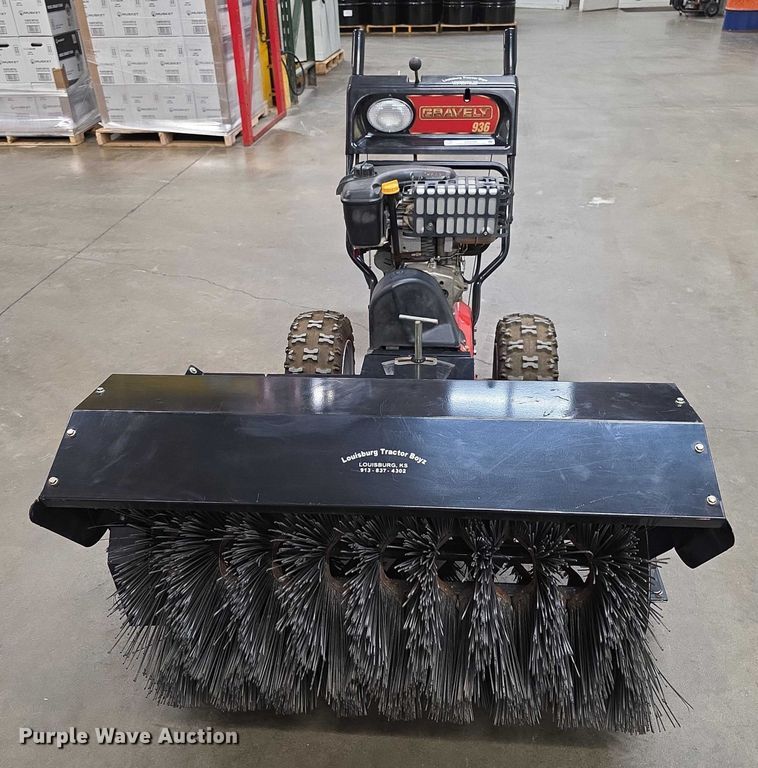 image for item DZ3706 Gravely 936 broom