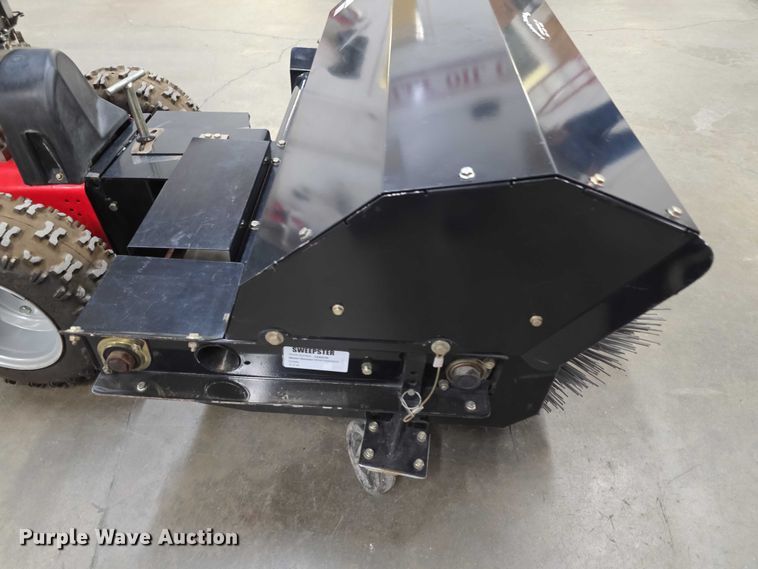 image for item DZ3706 Gravely 936 broom