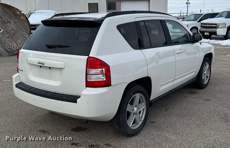 image for item EA2033 2010 Jeep Compass SUV